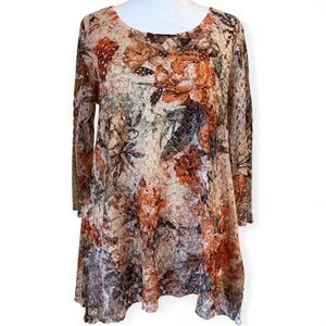 Frazzle floral lace overlay tunic top with rhinestones size medium
